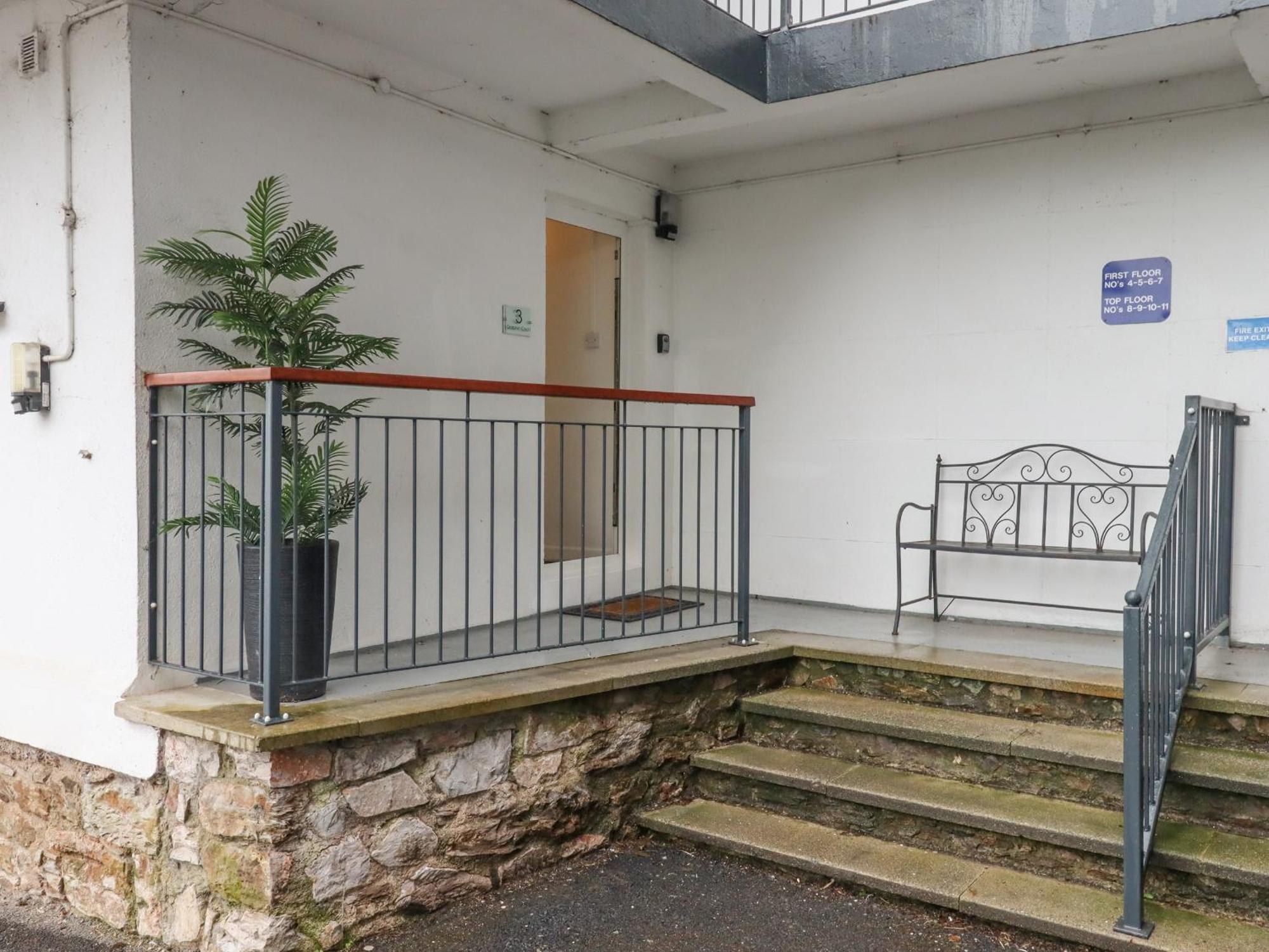 3 Dolphin Court Brixham Exterior foto